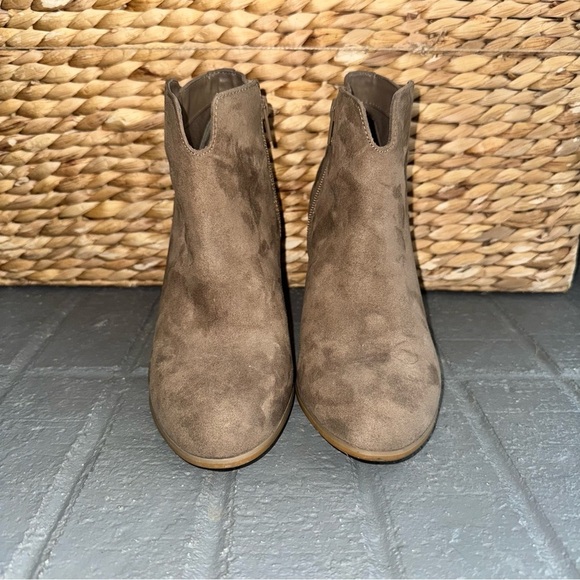 Carlos by Carlos Santana Women’s Hawkins Heeled Ankle Boots Side Zip Beige Sz 8M - Picture 5 of 9